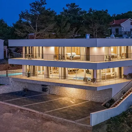 Villa Beautiful Estate Da Noi With A Pool In Hvar Basina